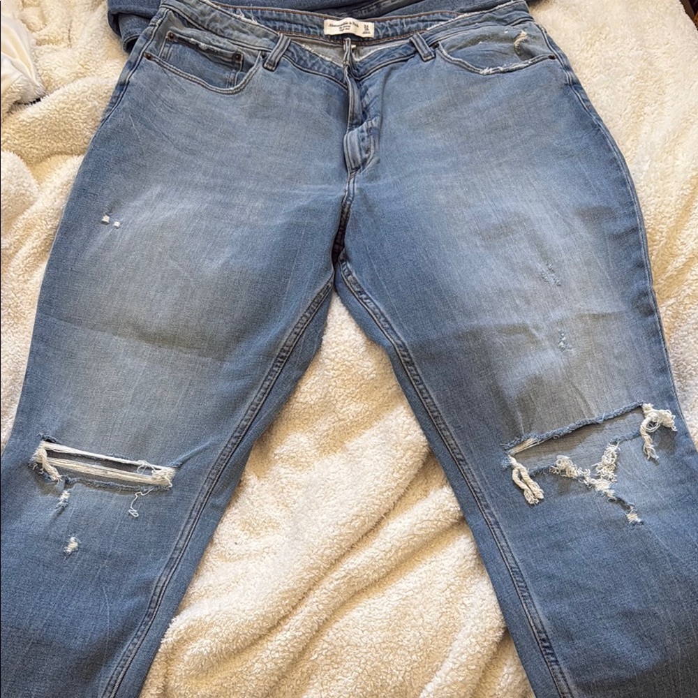 Women's Blue Distressed Jeans
